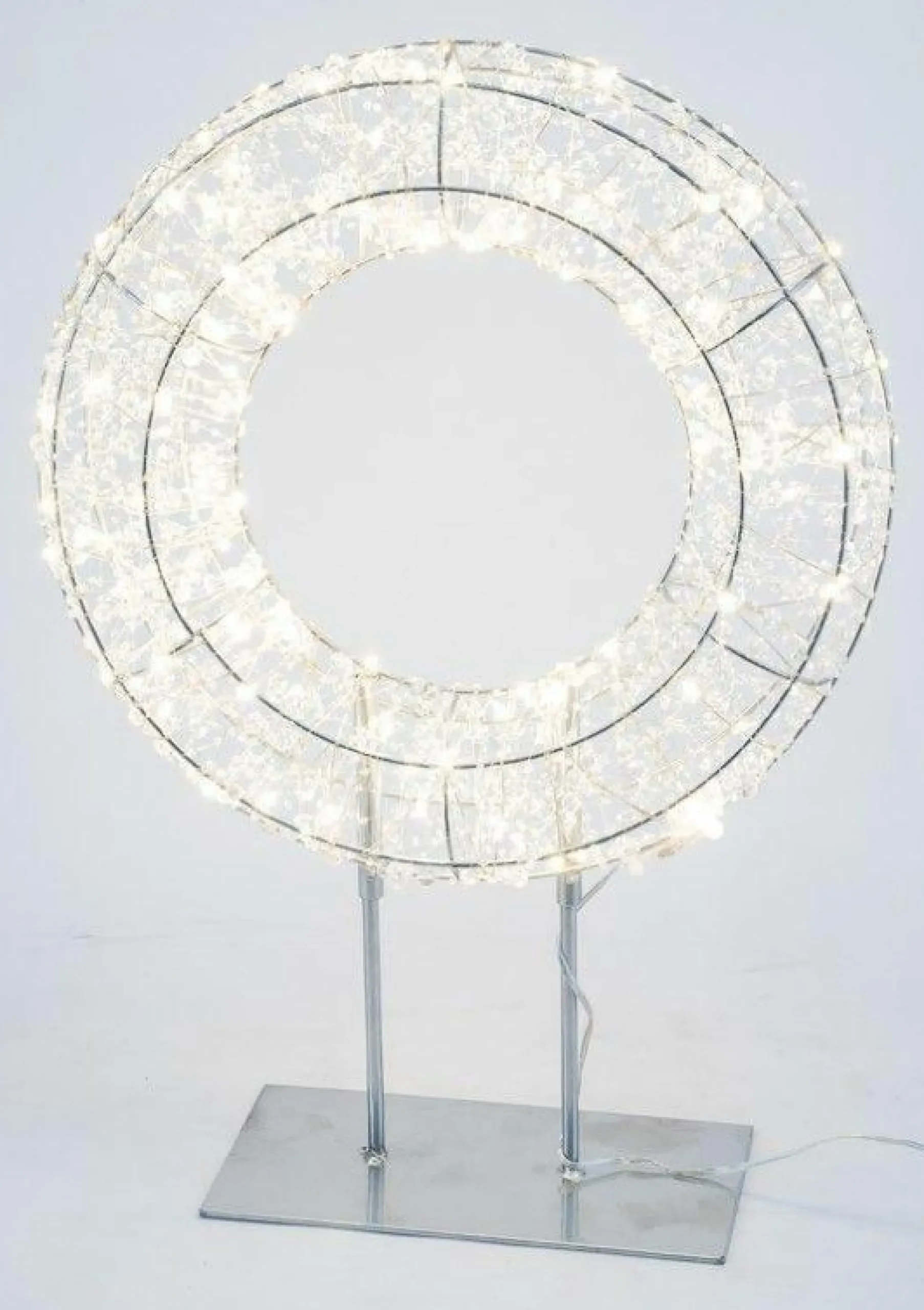 Drahtkranz LED auf Fuß