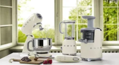 Küchenmaschine smeg