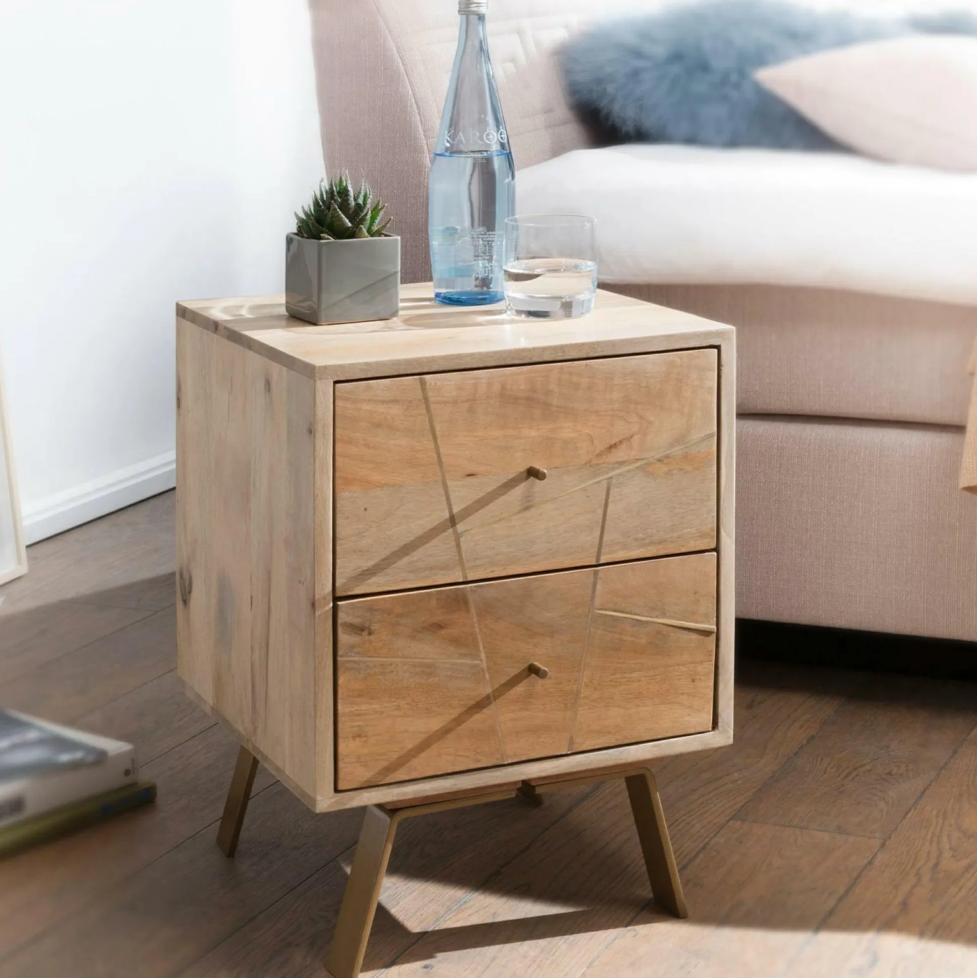 Nachttisch SIKAR
