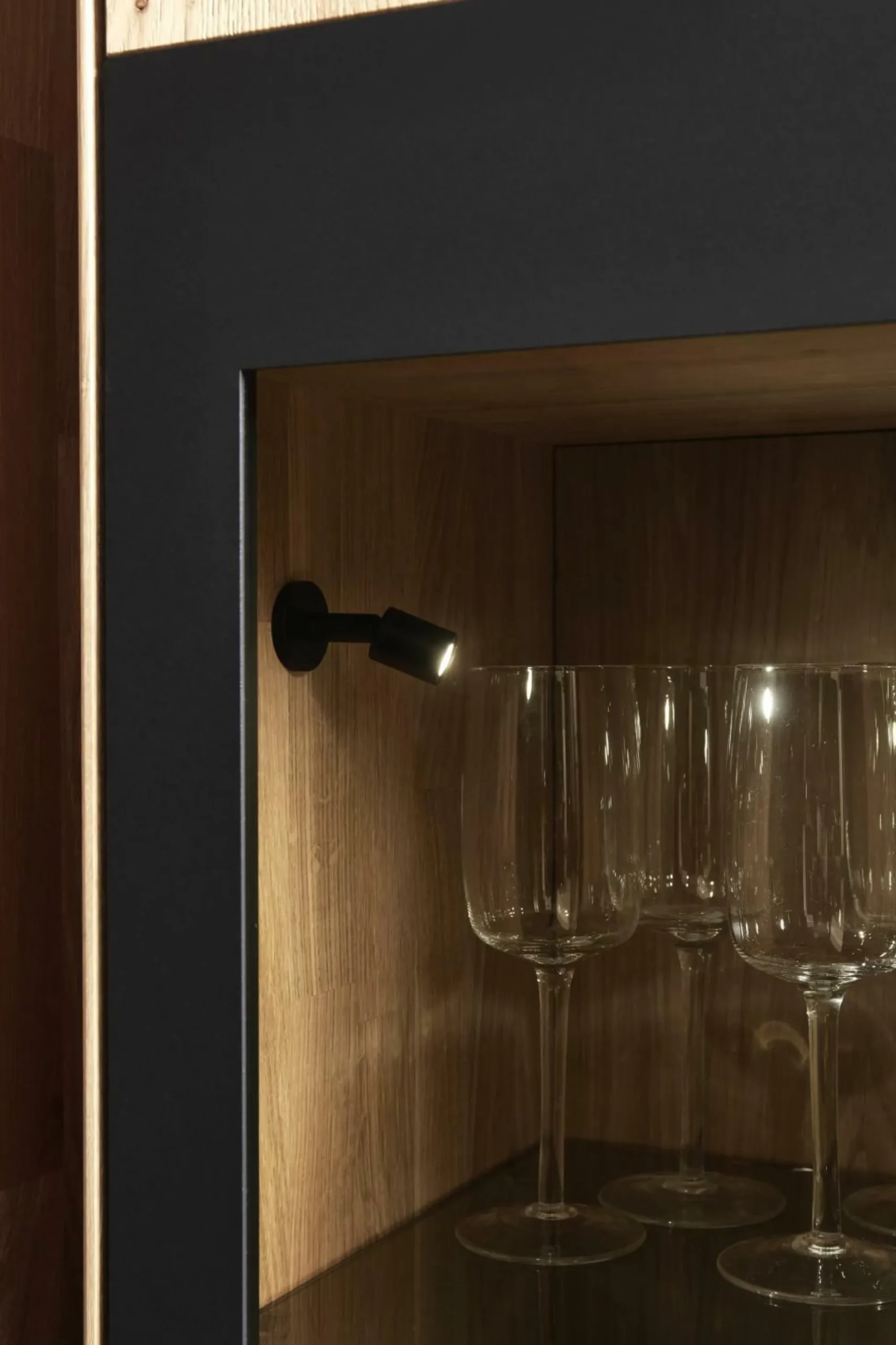 Vitrine witlake CORTONA